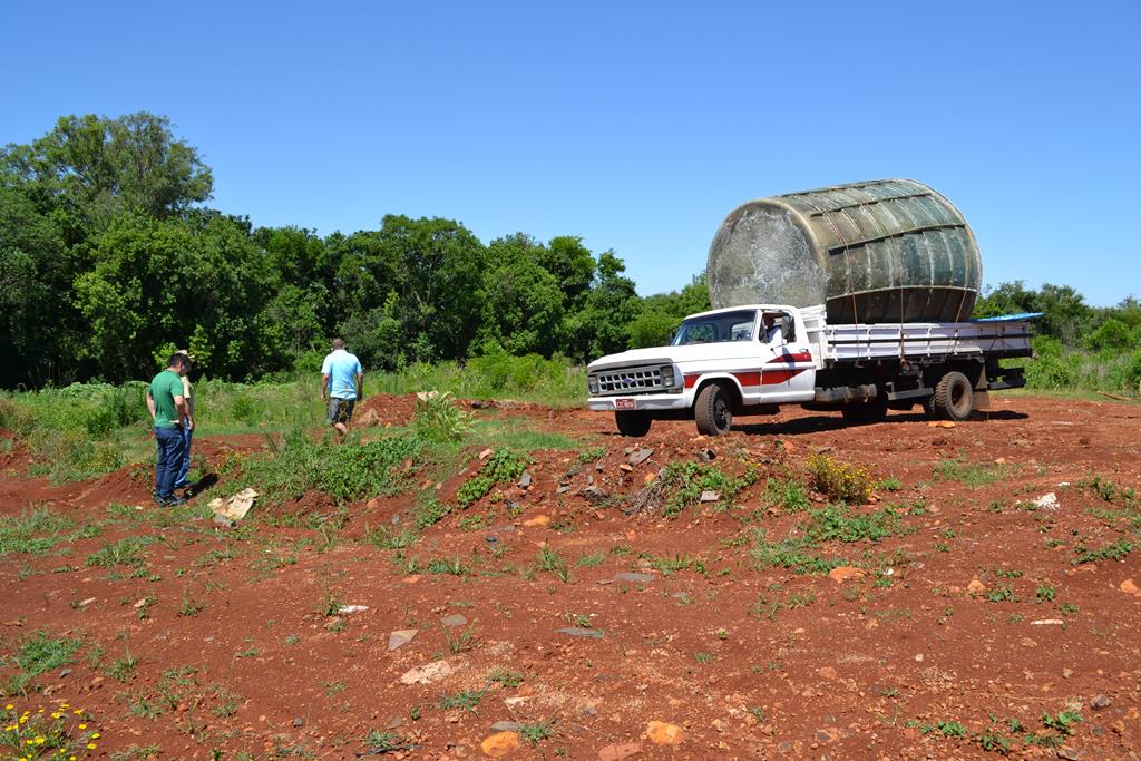 Prefeitura realiza obras de esgoto no Romeu Goulart